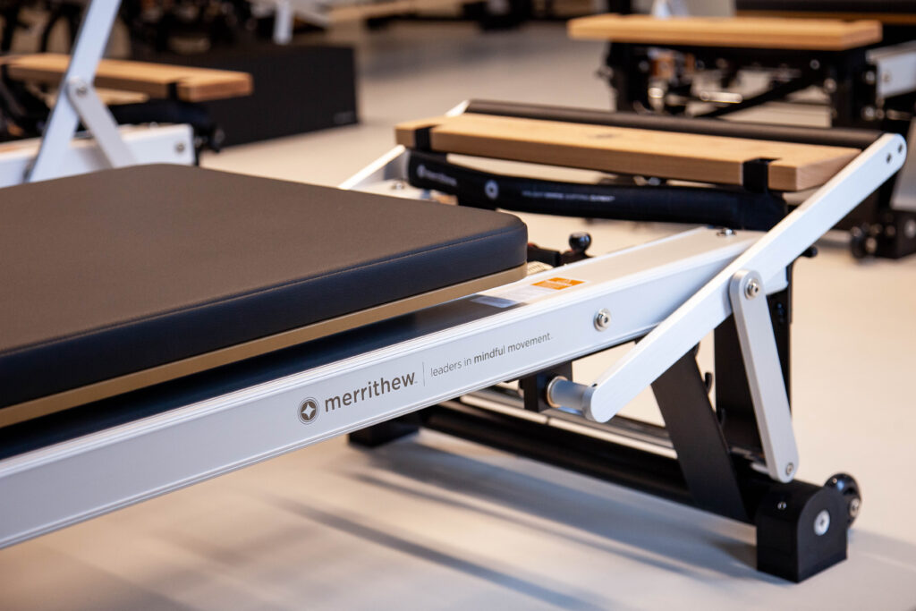 reformer Merrithew w studiu pilates w Zalasewie